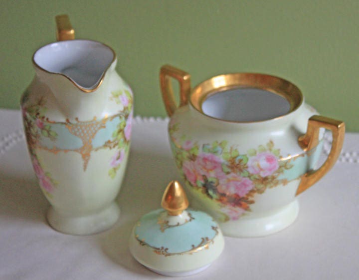 Creamer and Sugar Bowl with Lid.  Antique H & C Selb Bavarian Porcelain.