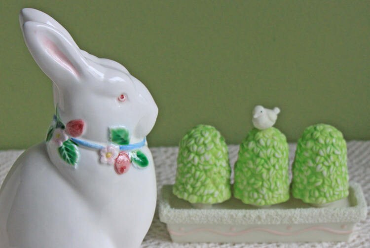 Easter Accessories by Department 56. Three Topiaries with Bird Figurine. Collectibles.
