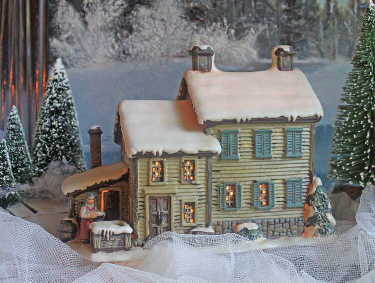 Bishop Oast House Christmas Village Department 56