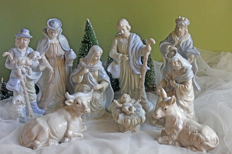 Christmas Accessories by Dept. 56. Family Tradition Winter Silhouette. Illuminated White Porcelain. Incredible Detail All Around.