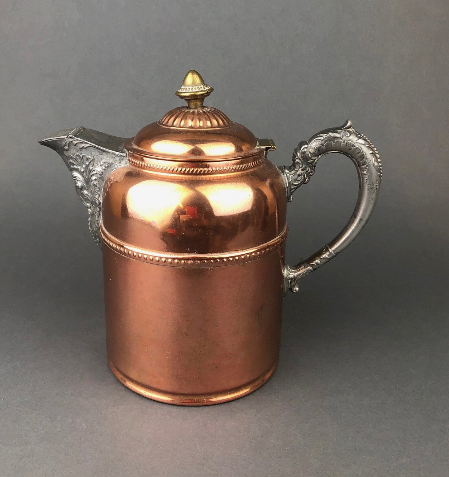 Antique Iron Kettle with Brass Cover.  Old English, Heavy Kettle.  No 1, J&J Siddons, Westbromwich, 4 pints.