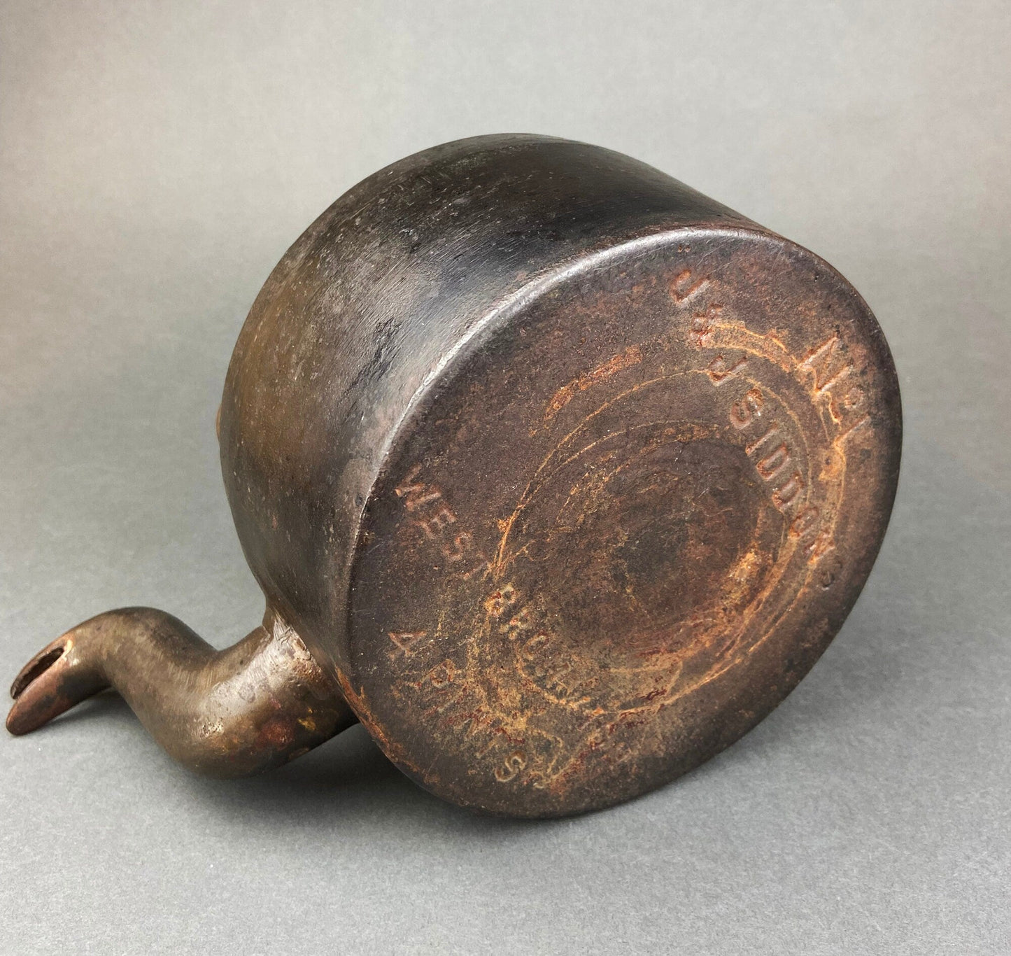 Antique Iron Kettle with Brass Cover.  Old English, Heavy Kettle.  No 1, J&J Siddons, Westbromwich, 4 pints.