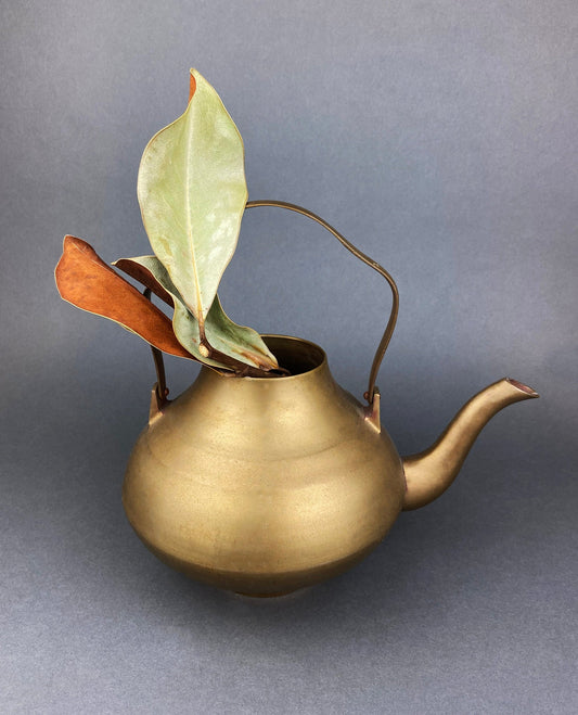 Vintage Brass Kettle.  Collectible Kettle.  Rustic Home Decor.  Restaurant, Kitchen Decor.  Gift for Him or Her.
