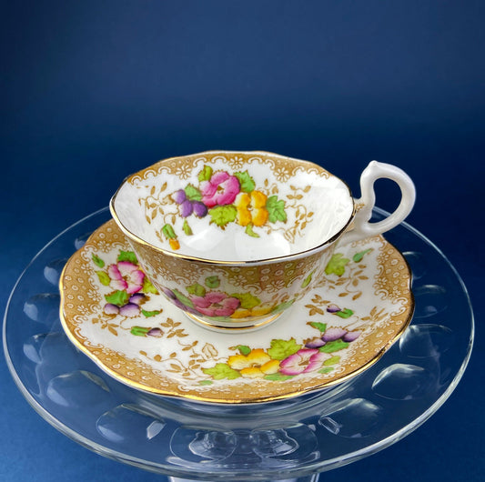 Vintage Royal Albert Porcelain Tea Cup and Saucer. Crown China. Flower Garlands Design. Tea Garden Party. Hosting Essentials.