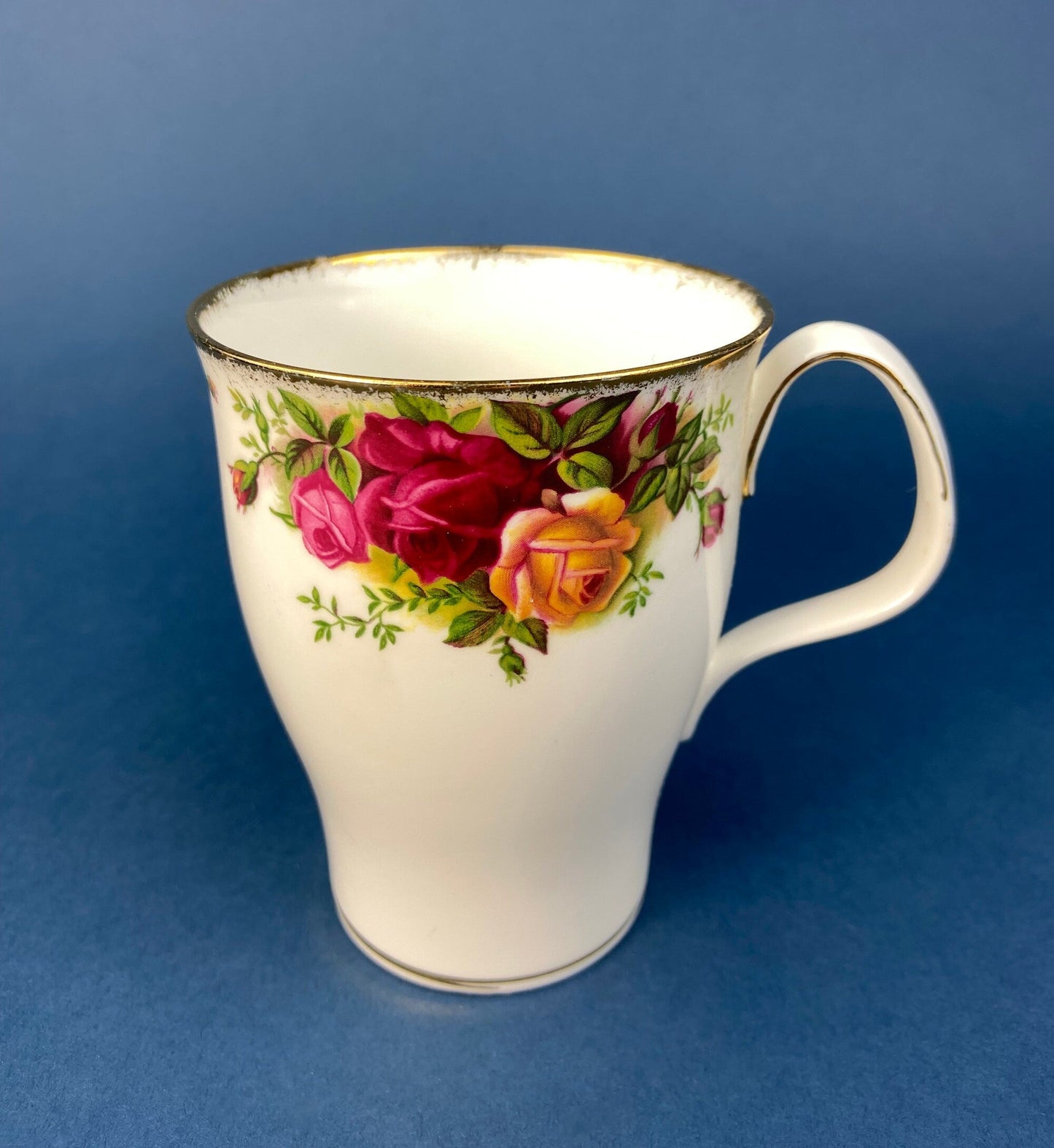 Royal Albert Tea Cup Cup and Saucer. Mug Sized Old Country Roses Coffee/Tea Set. Made in England. Gift for Mom. Gift for Her.