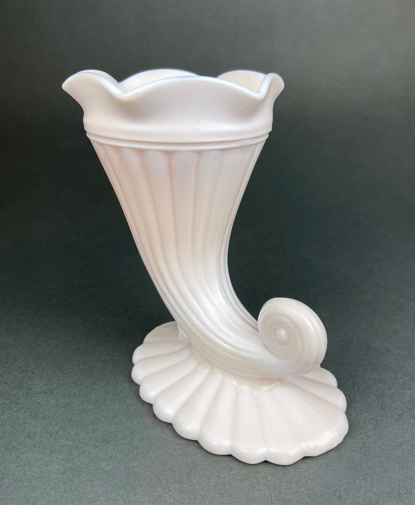 Pink Milk Glass Horn Vases. Pair of Cornucopia Shaped Vases in Rare Shell Pink. Table Centerpieces. Collectible Floral Vases.