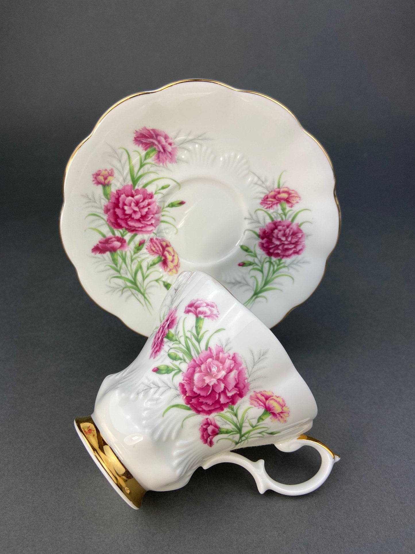 Vintage Royal Albert Tea Cup and Saucer. Friendship Series of 12. Carnation Motif. Fine Bone China Made in England.