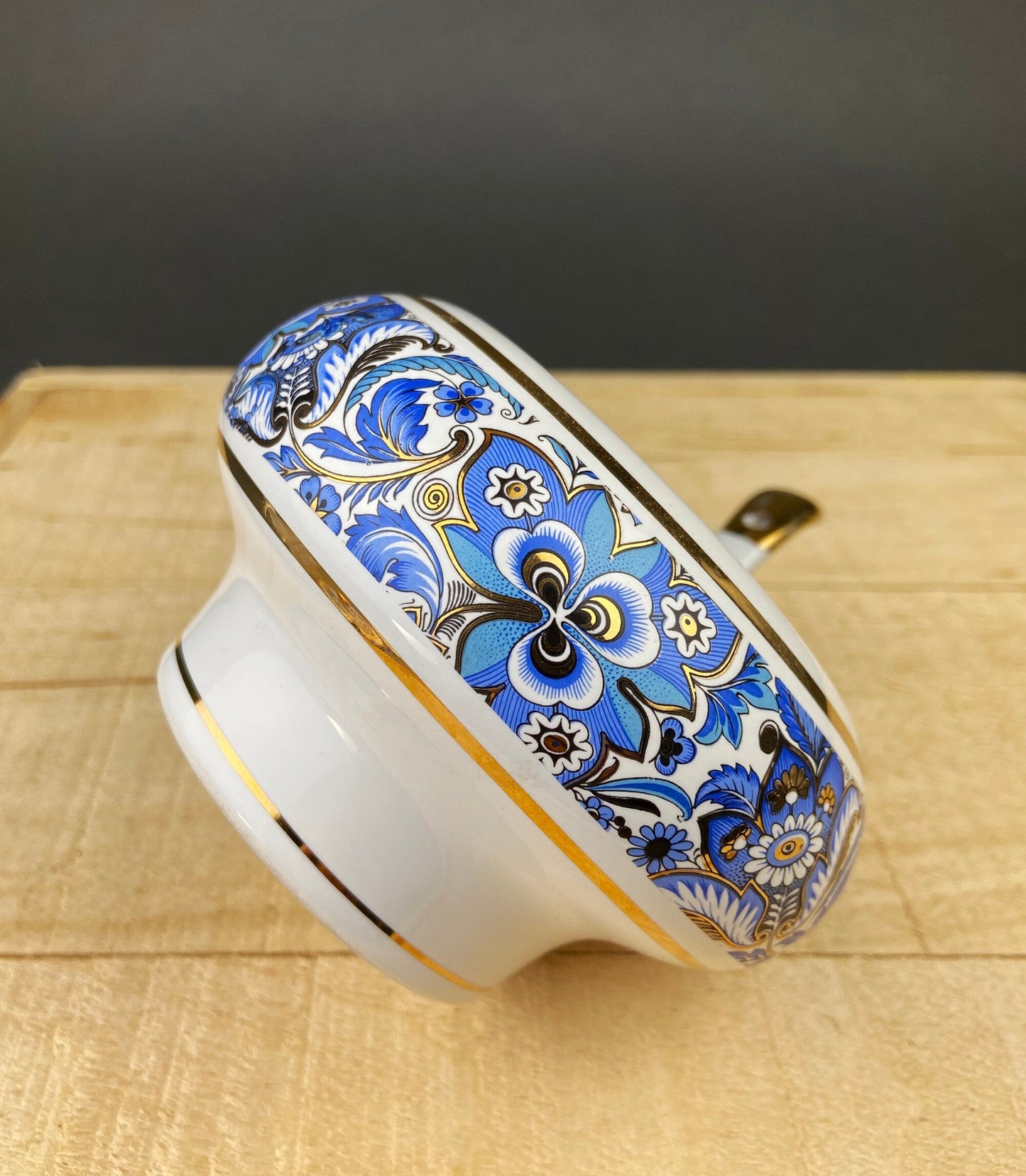Vintage Italian Sugar Bowl/Bomboniere with Ceramic Spoon. Hand Painted Sugar Jar or Candy Dish. Lavorazione a Mano, Car Bomboniere. Italy.