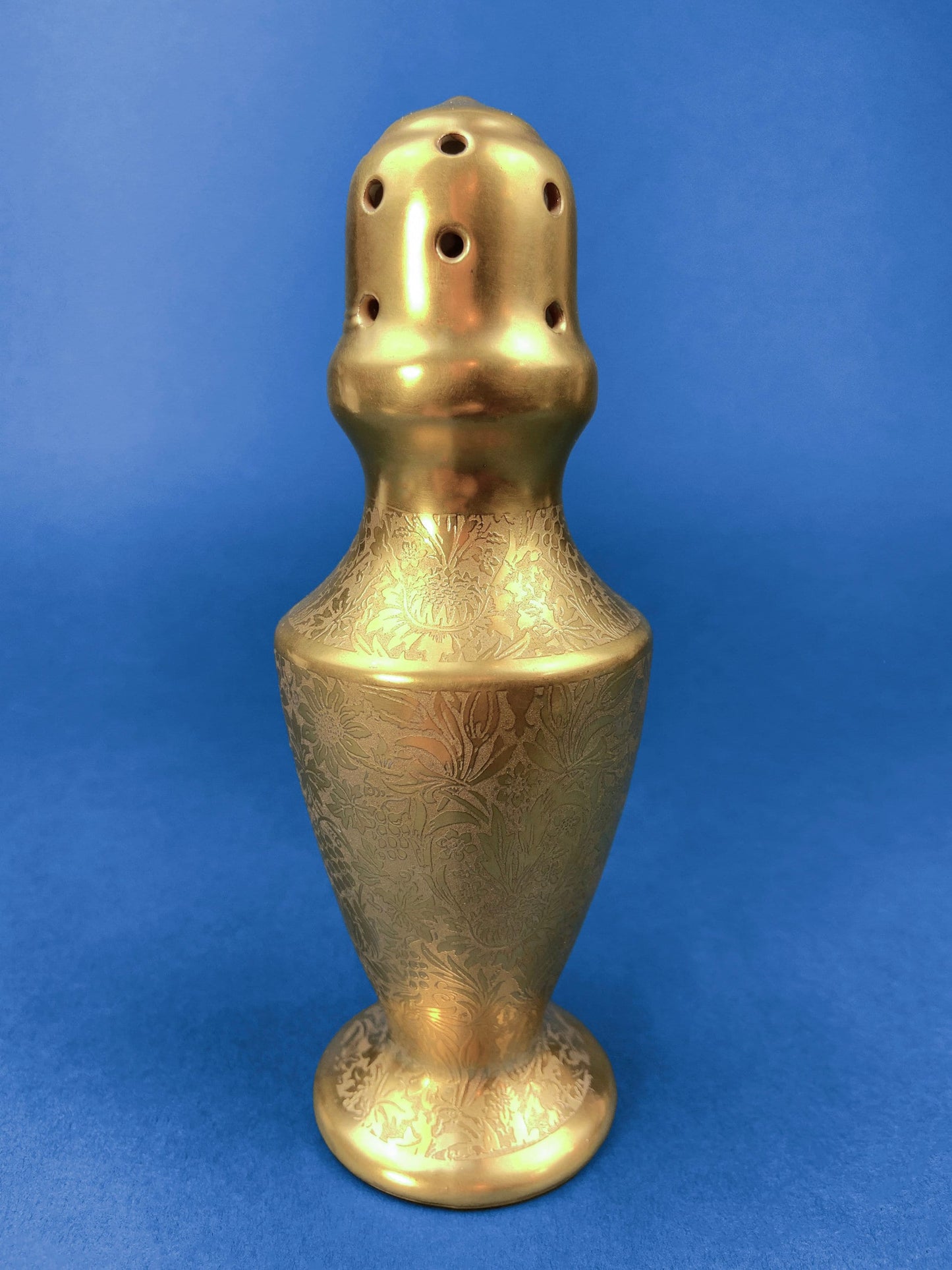 Vintage Pewter Sugar and Cinnamon Shaker. Reed and Barton Muffineer. Subscribed with "Ladies Doubles Runner Up."