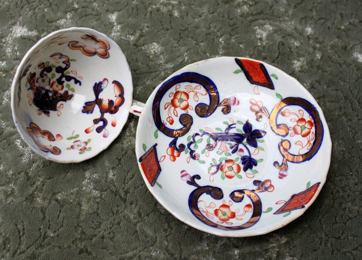 Porcelain teacup and saucer - Hand painted in Japan