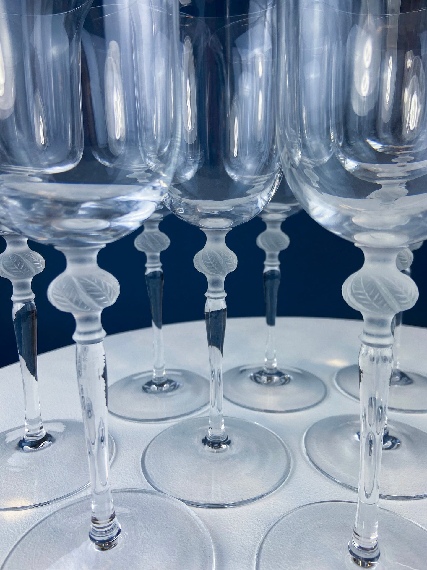 Clear Crystal Wine or Water Goblets with Frosted Leaf Ball on the Stems. Stunning Sasaki Isabelle 9" Glassware. Long Ping. Set Of 10.