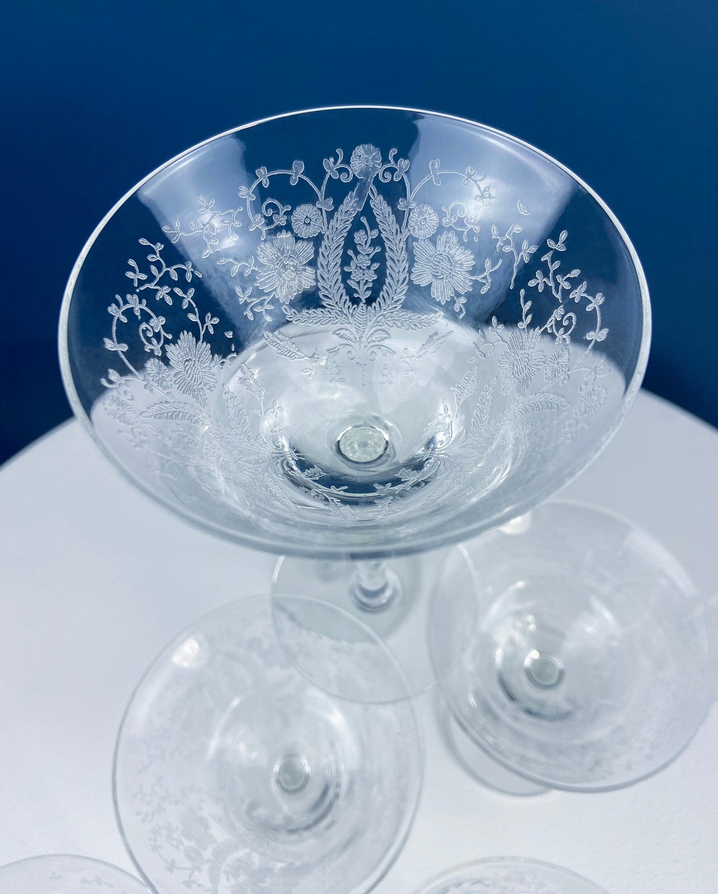 Vintage New Martinsville Tall Sherbet Champagne Glasses. Set of 7 Prelude Etched Stemware. Highly Collectible Barware. Wedding Registry.