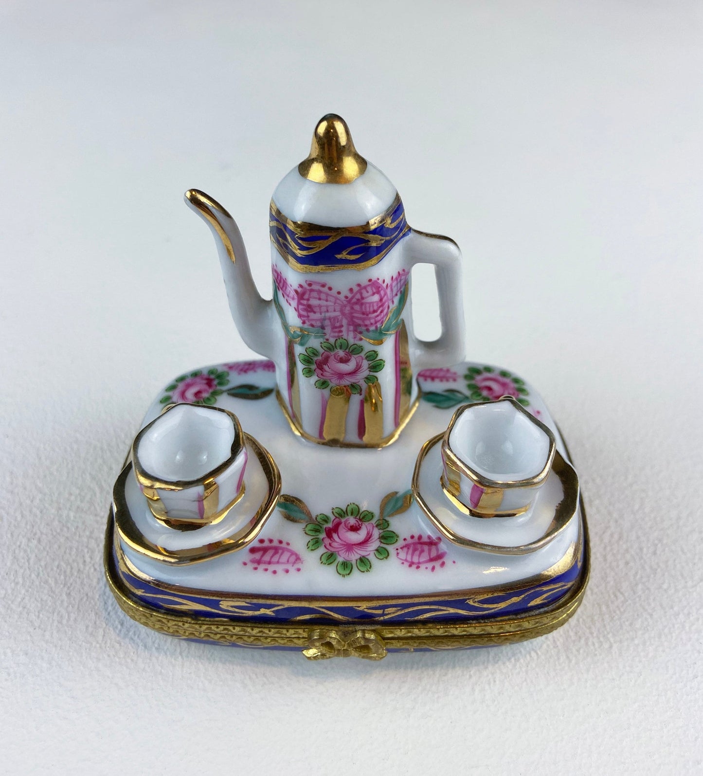 Tea Time Porcelain Limoges Box. Miniature Tea Setting, Tea/Coffee Pot & Cups with Floral Motif. Made in France. Highly Collectible.
