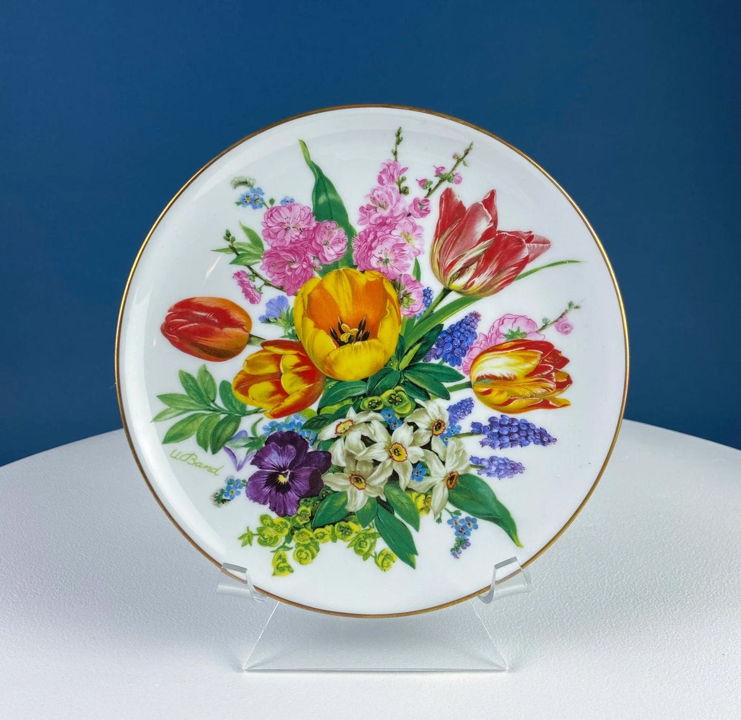 Hand-Painted Set of Two Decorative or Serving Dishes with a Flowers Motif. 10.5" Flat Platter and 7.5" Shallow Bowl. Dining Room Decor.