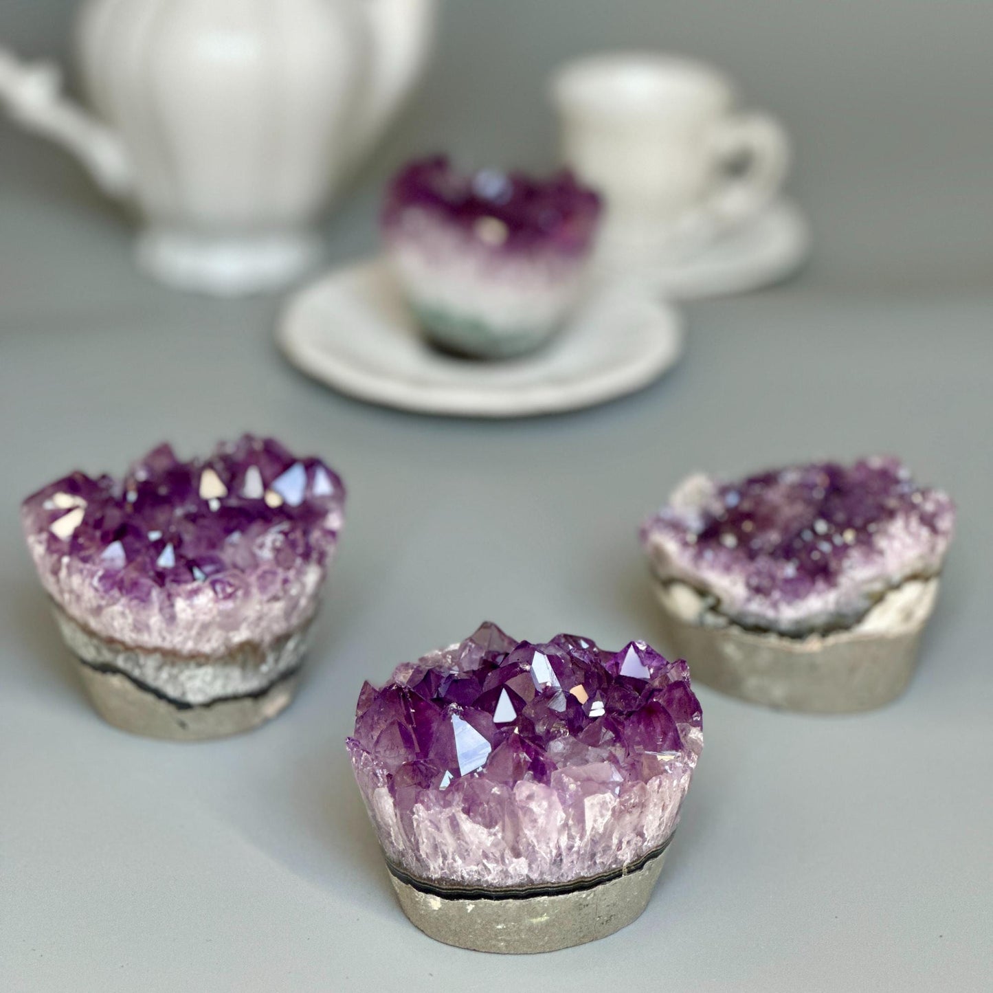Amethyst Cupcake, A quality cupcake-shaped amethyst  with agate banded, Everlast Christmas Gift, Funny Geode Crystal