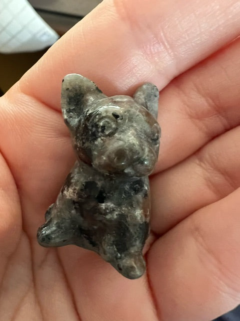 3cm Yooperlite Crystal Dog