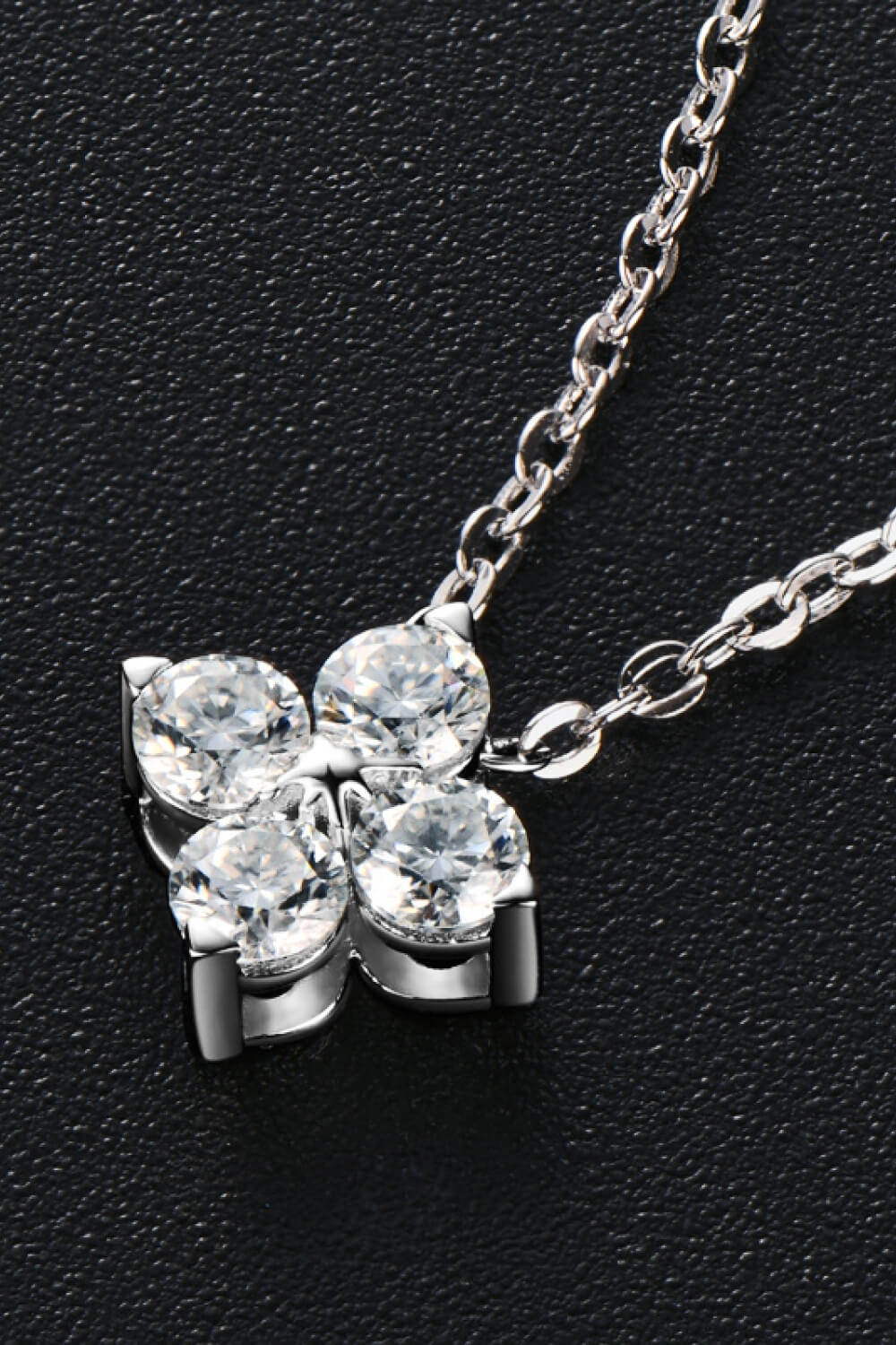 Sparkala™ Four Leaf Clover Pendant Necklace (Platinum-Plated Fine Silver)