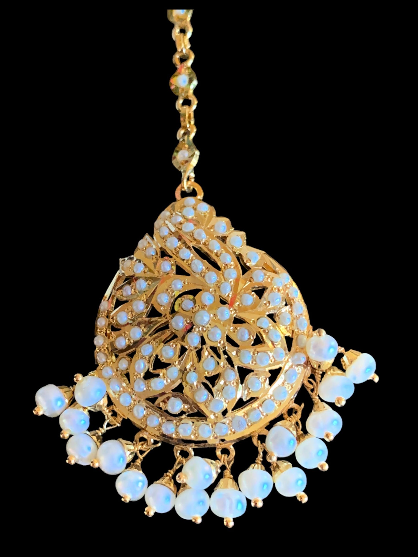 Gold plated silver tikka in fresh water pearls ( SHIPS IN 5 WEEKS )