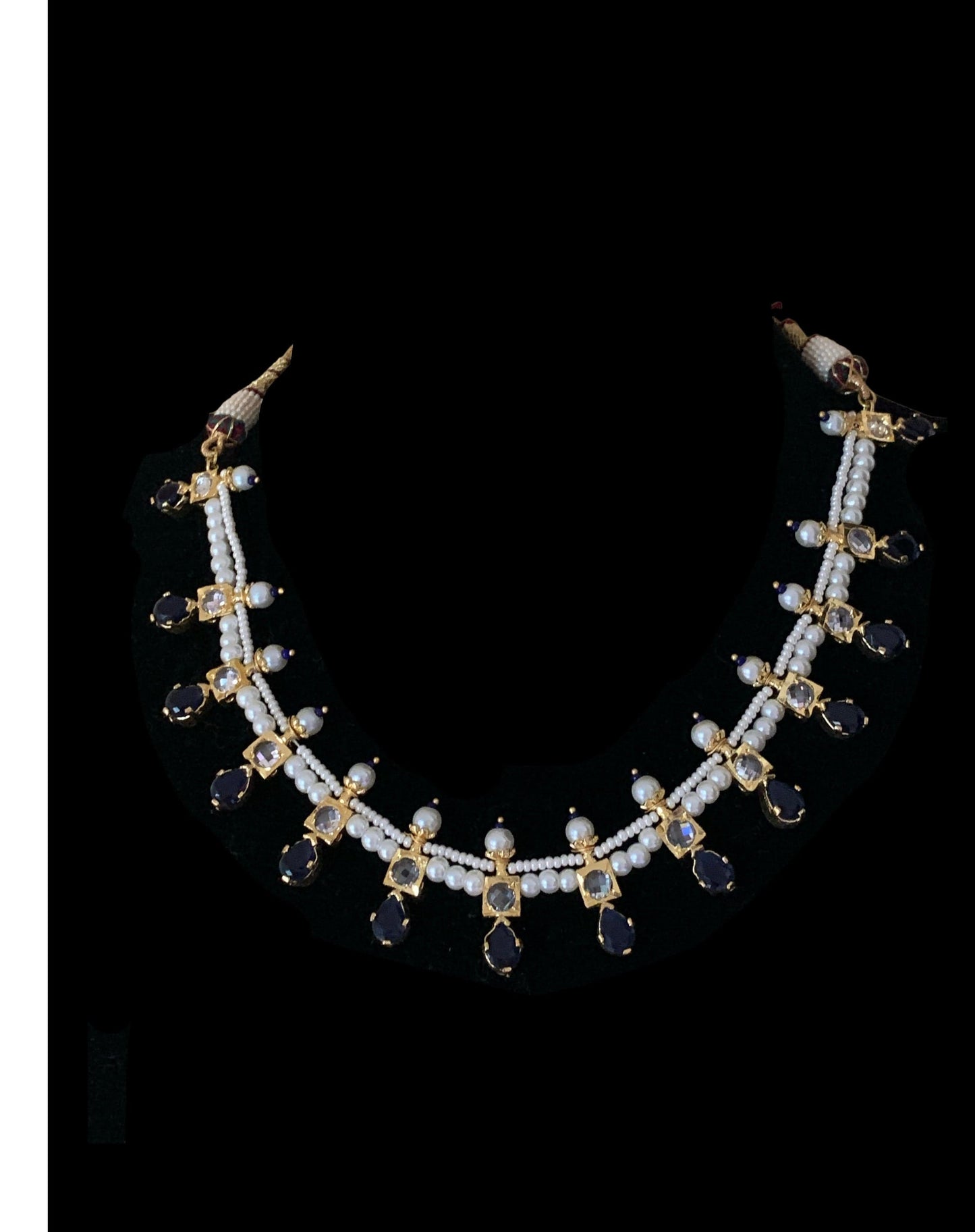Kiara necklace set in sapphire  ( READY TO SHIP  )