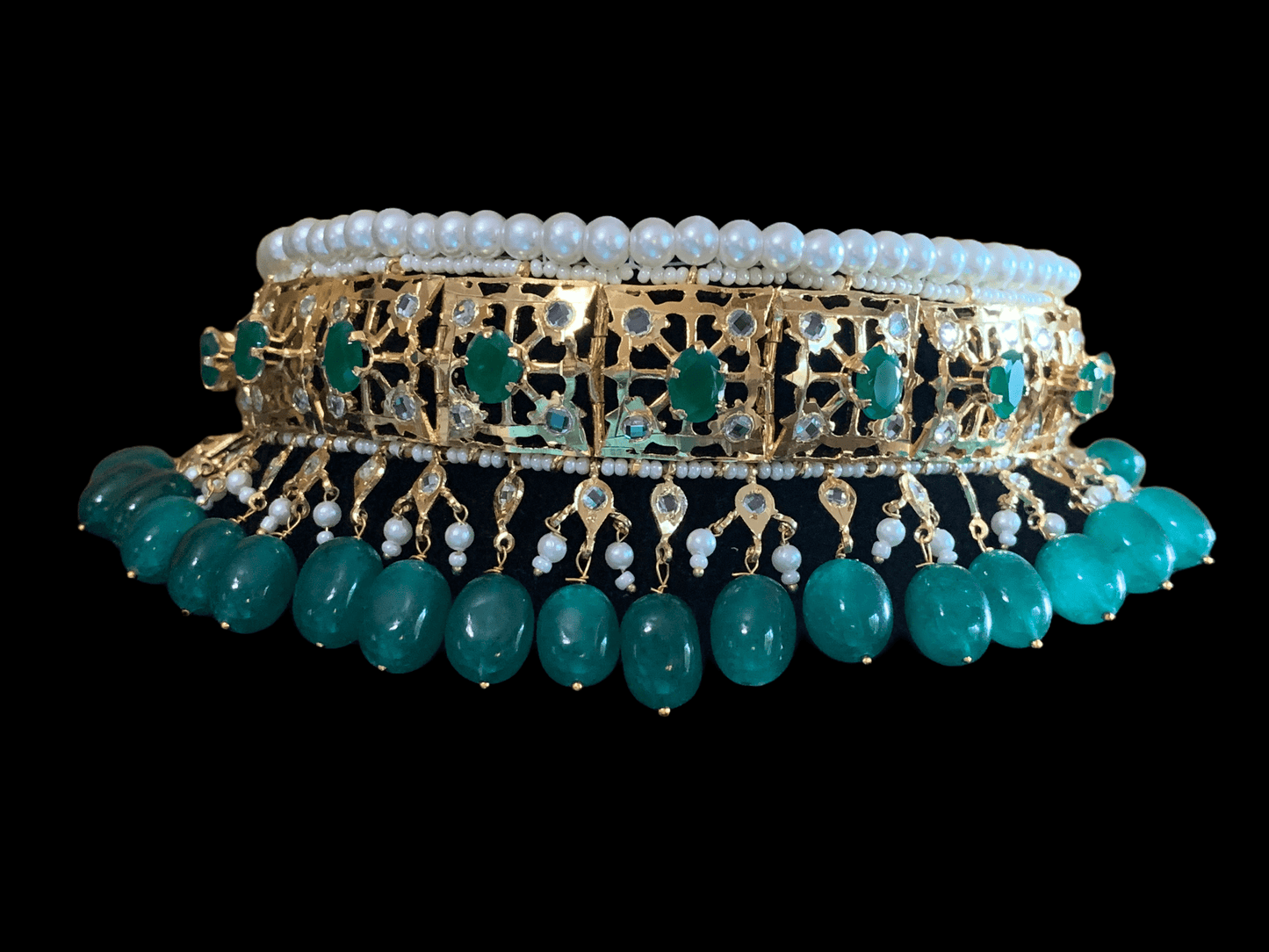 C110 jadavi lacha in emerald beads ( SHIPS IN 4 WEEKS )