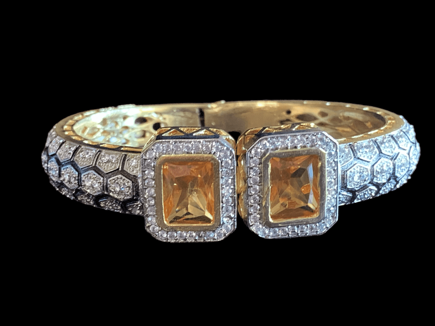 B56 Victorian kada ( golden )( SHIPS IN 4 WEEKS )