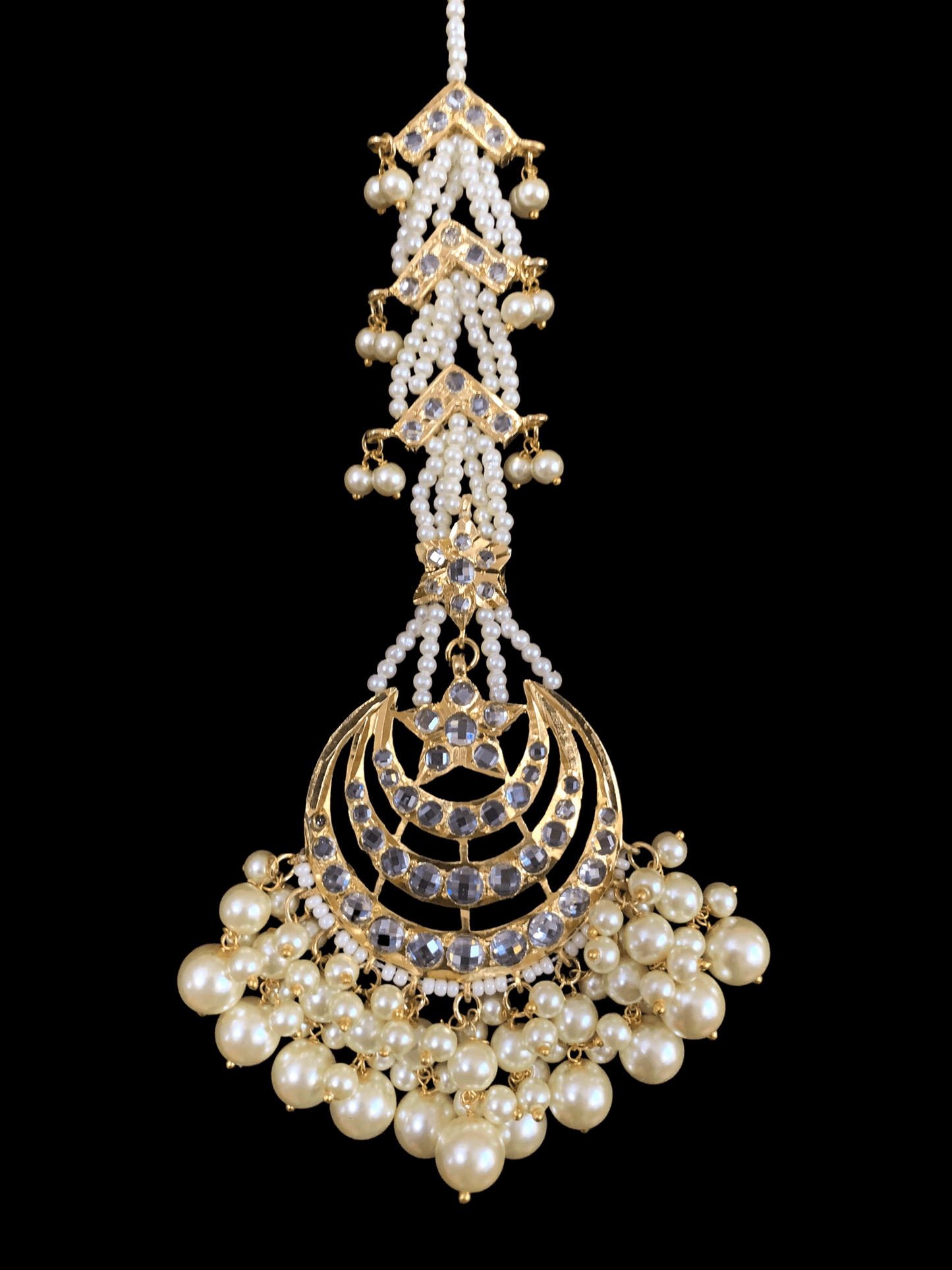 DJET38 Tahura earrings tika in pearls  ( READY TO SHIP )