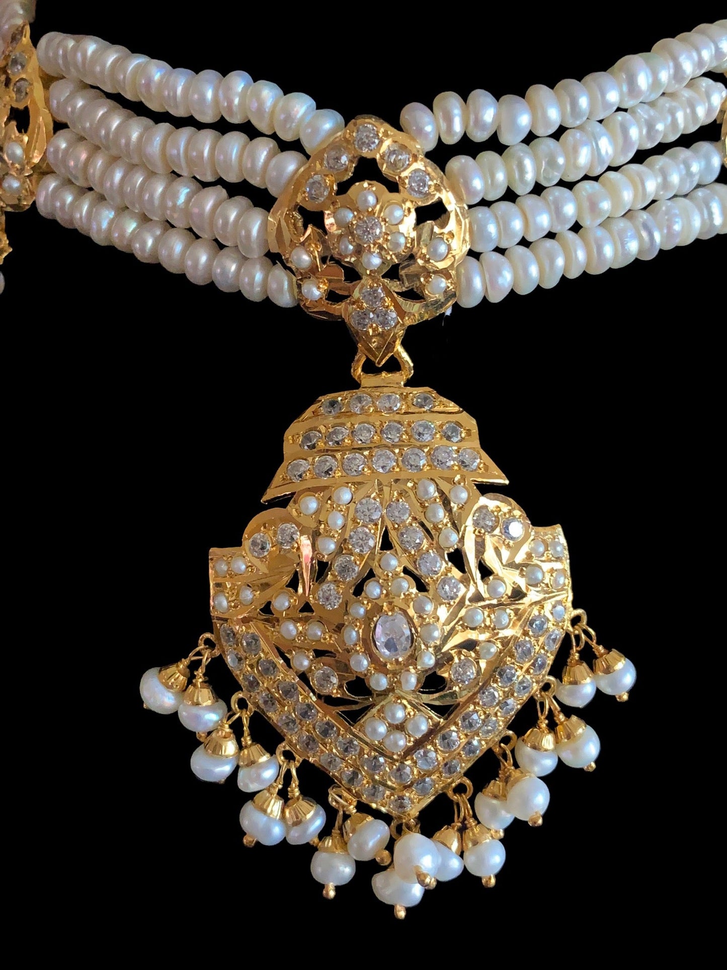 HAZEL gold plated silver choker set in fresh water pearls ( SHIPS IN 5 WEEKS )