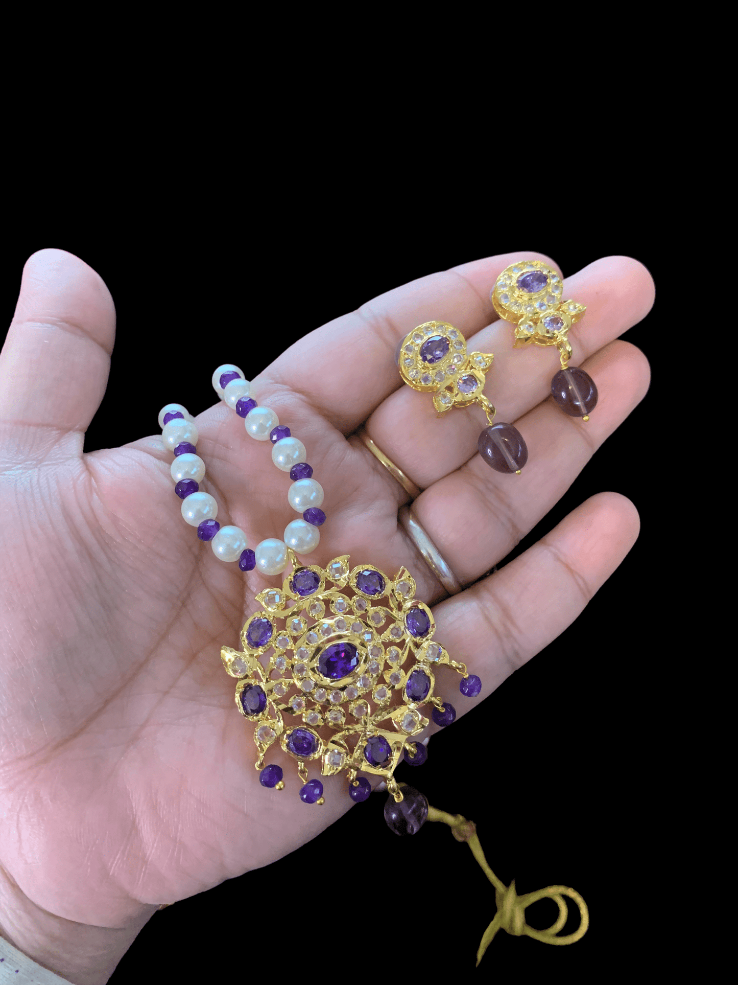 PS432 Ammara pendant  set in amethyst  ( READY TO SHIP )