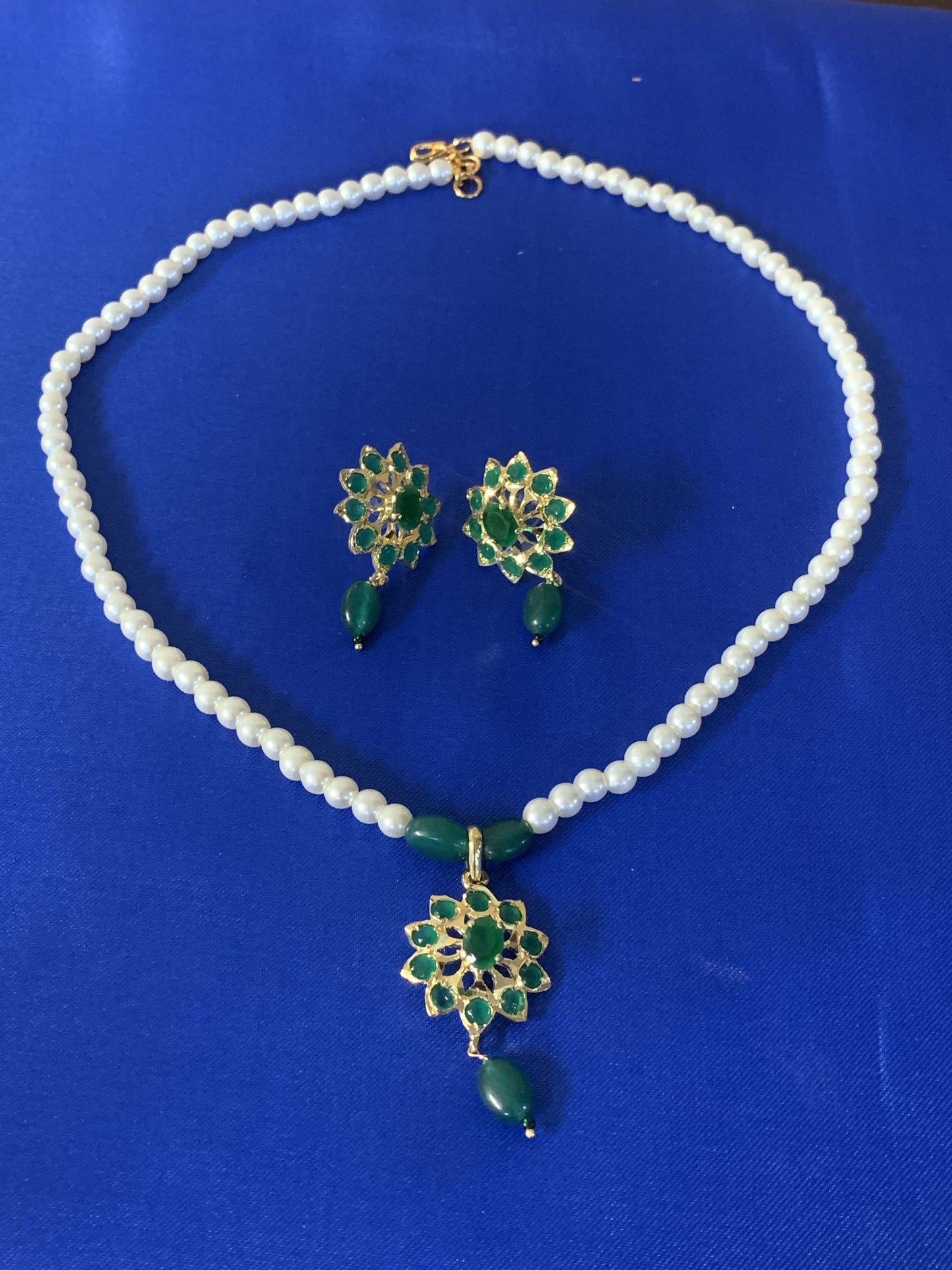 PS482 Nisa pendant set ( READY TO SHIP )