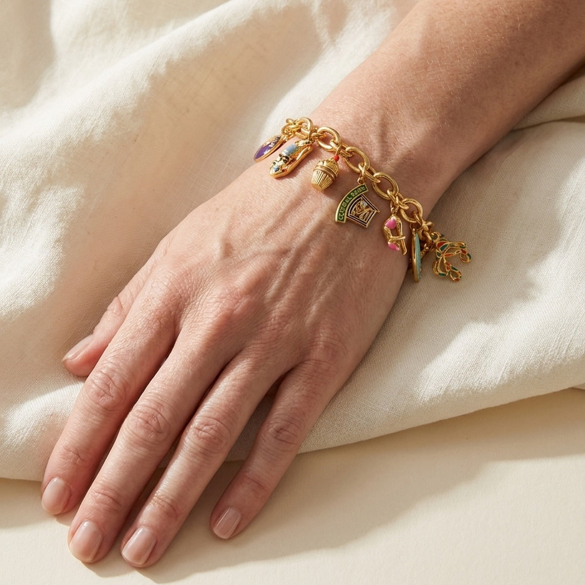 Eau Oasis Charm Bracelet