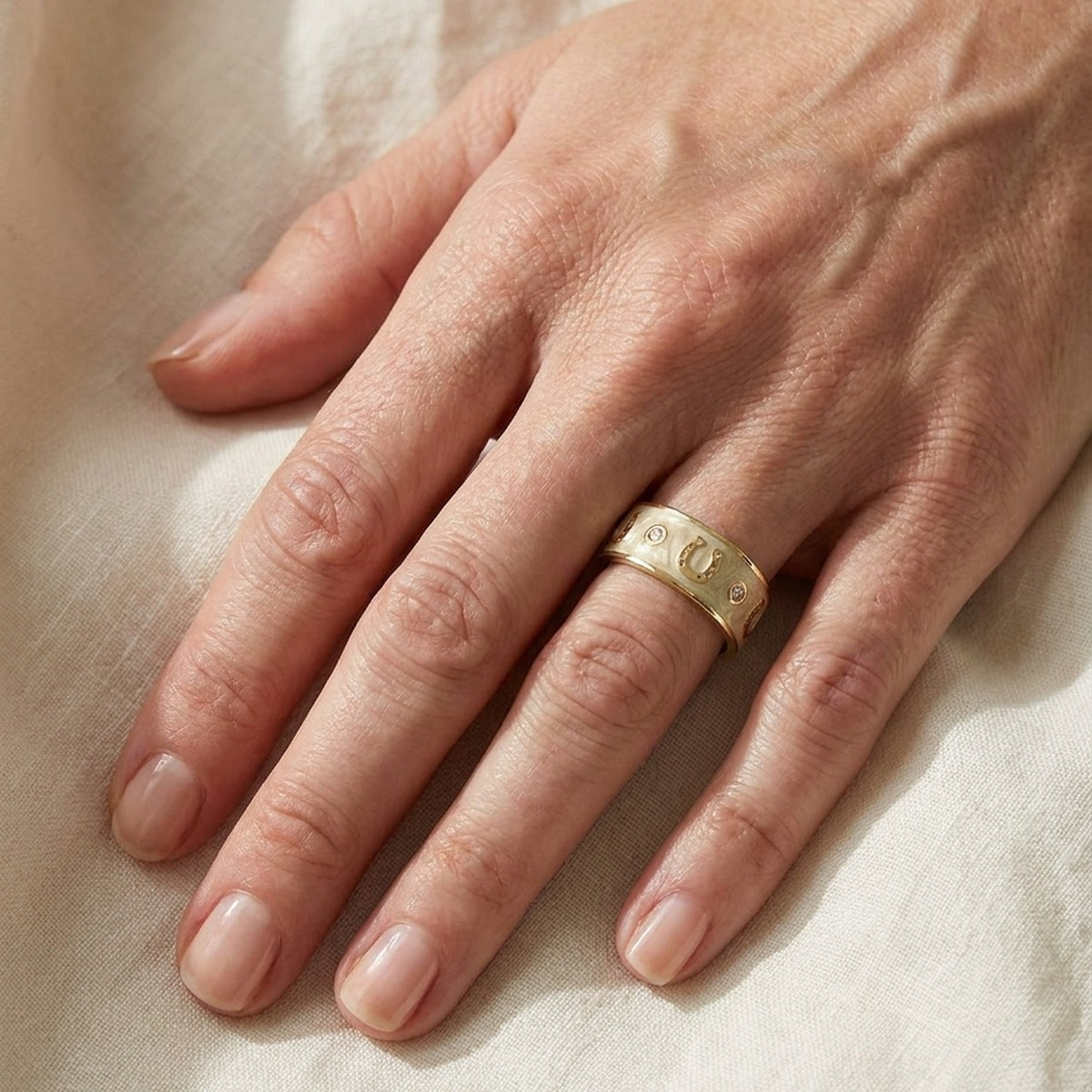 Horseshoe Equestrian Ring