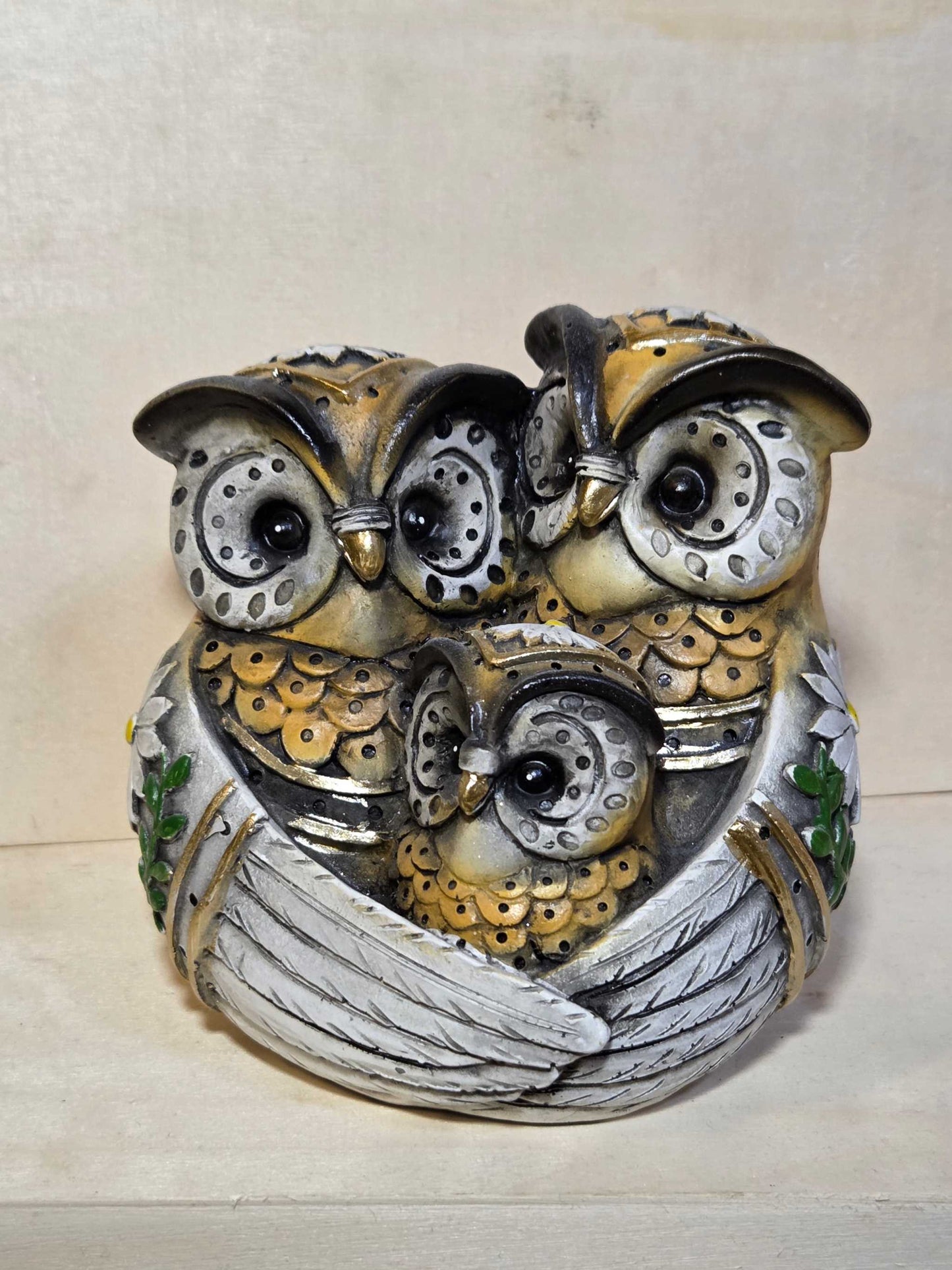 Family Circle Owl Totem- 4 inches