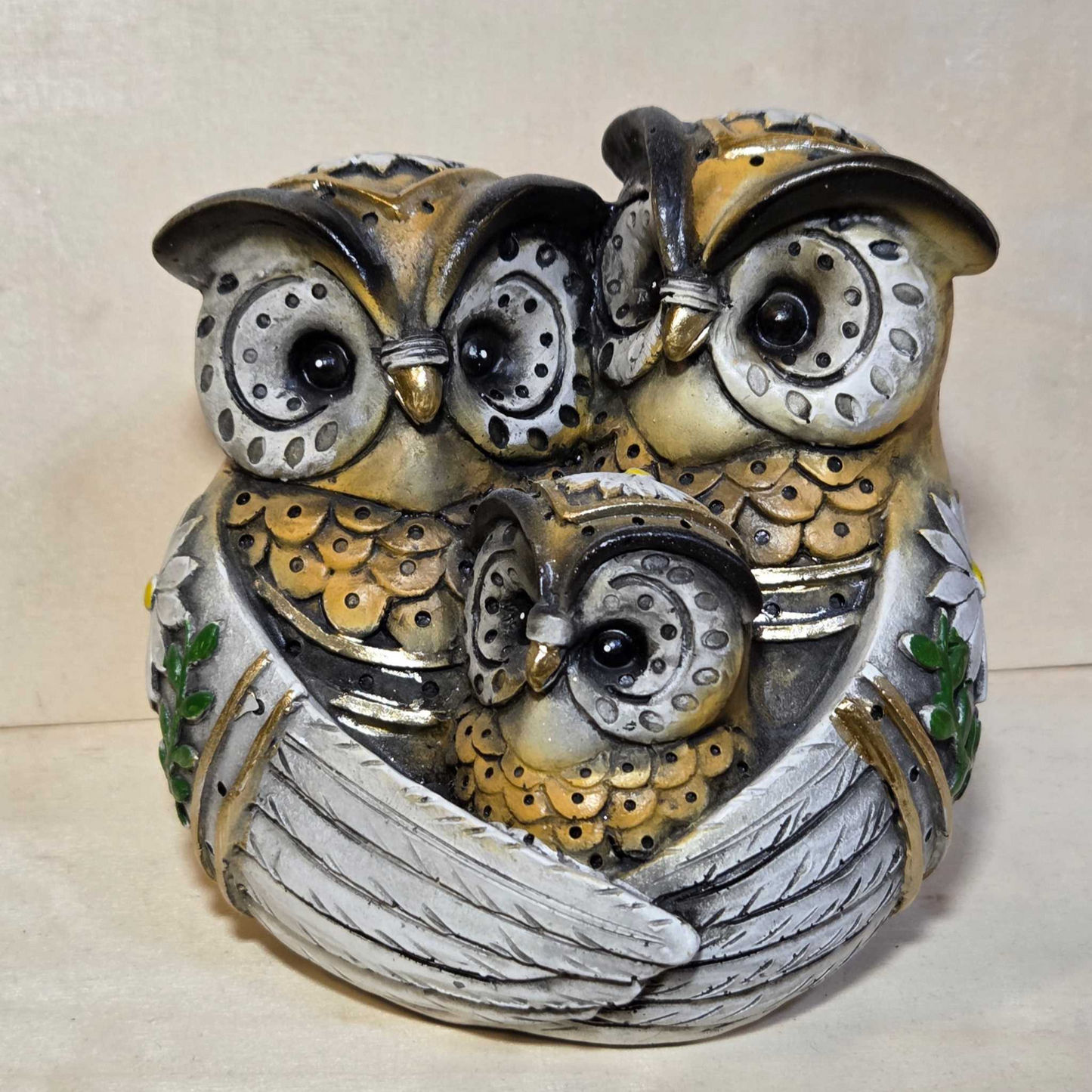 Family Circle Owl Totem- 4 inches