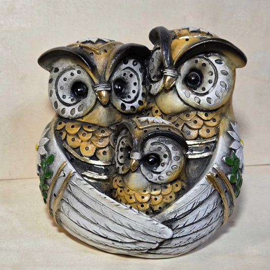 Family Circle Owl Totem- 4 inches